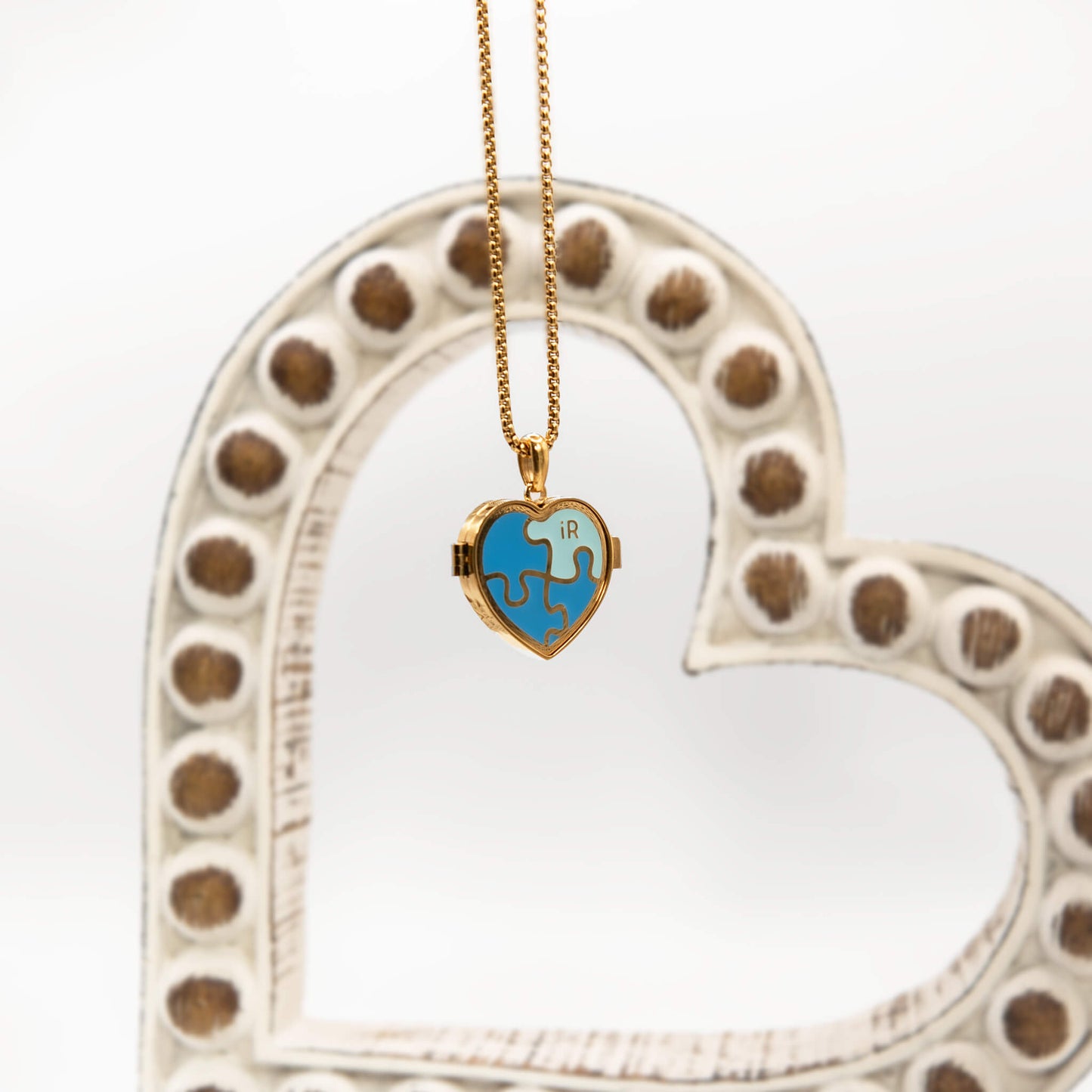 The iRemember Custom Photo Locket