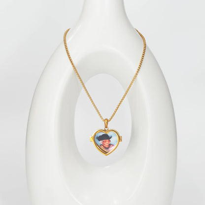 The iRemember Custom Photo Locket